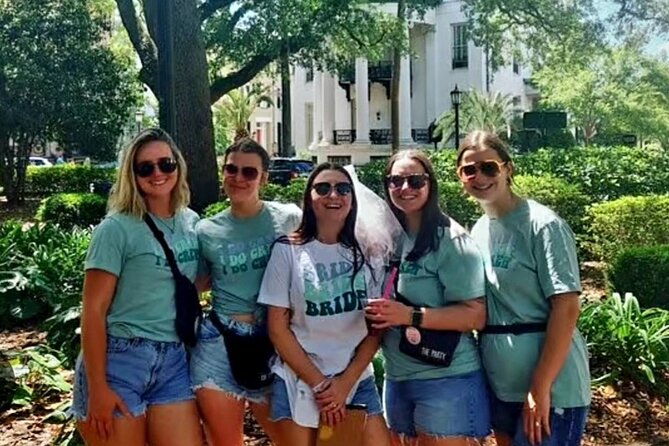 90 Minutes Walking Tour in Savannah - The route: Johnson Square to Forsyth Park in one story