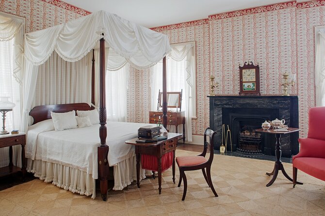 Andrew Low House - Price and timing: value for $15 in Savannah