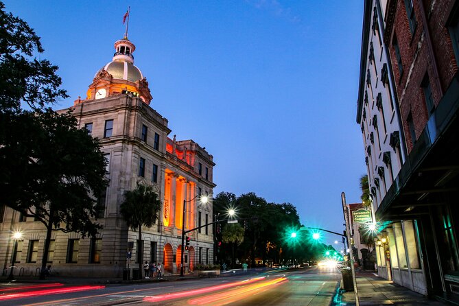 Astounding Scavenger Hunt: Historic Savannah Adventure - Starting at 124 Abercorn St and Moving at Your Own Pace