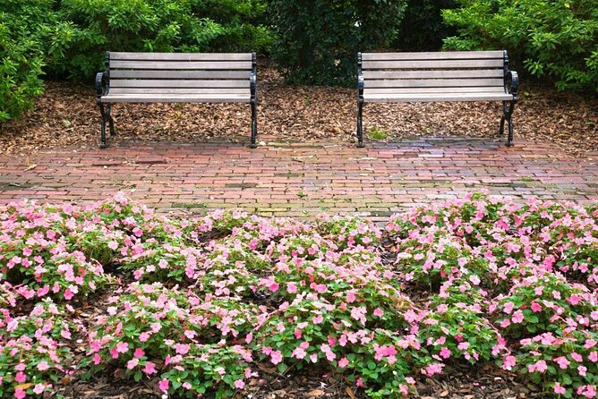 Behind the Plaques - 2 Hour Historical Walking Tour in Savannah - Key things to know before you go