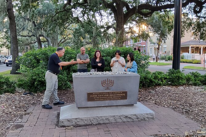 Behind the Plaques - 2 Hour Historical Walking Tour in Savannah - Columbia Square: city gate clues, the Kehoe and Davenport houses, and the Wormsloe Fountain