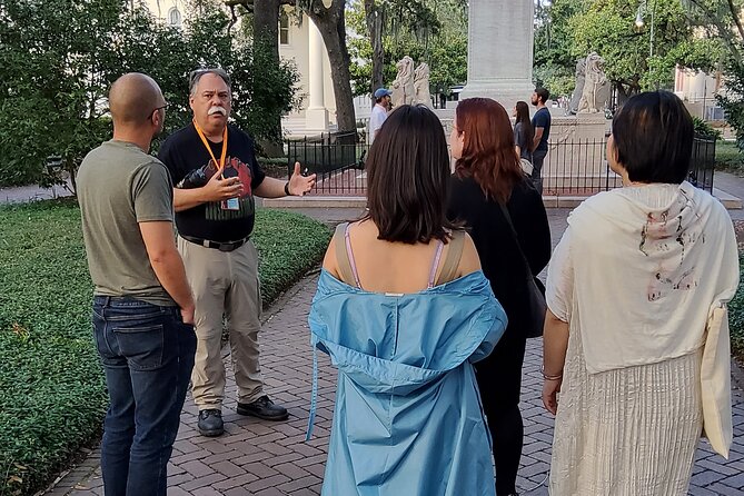 Behind the Plaques - 2 Hour Historical Walking Tour in Savannah - Pacing, weather, and who this tour fits best