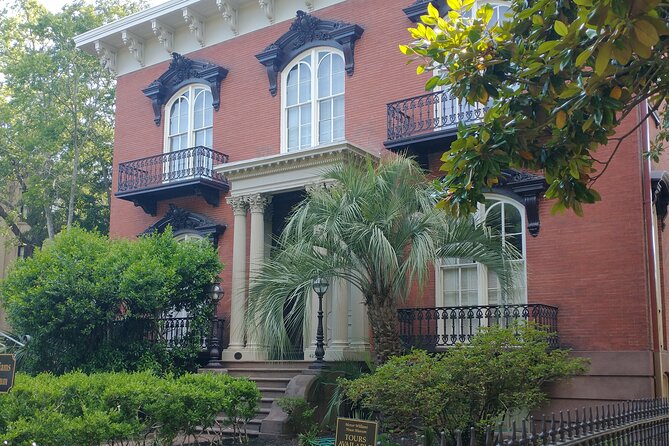 Bloody Murder Savannah Pub Crawl - The Bar Stops: Expect at Least 4 Unique Places