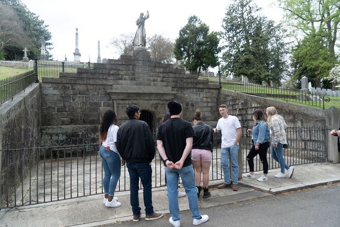 Bonaventure Cemetery History Tour - A Quick Change of Tempo: The 200 5th Ave Story Stop