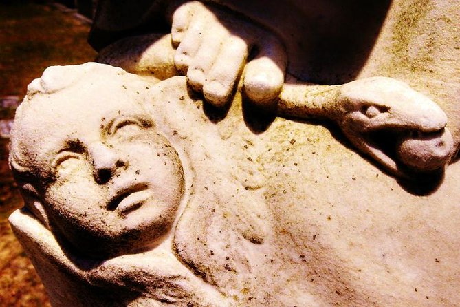 Bonaventure Cemetery's Secret Society Ghost Tour - The Secret Society Angle: Freemasons, Emblems, and Real-World Symbols