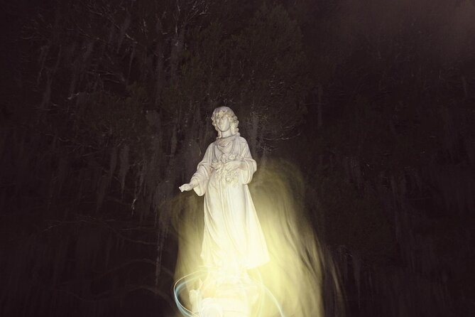 Bonaventure Cemetery's Secret Society Ghost Tour - What to Pack: Lantern Moments, Flashlights, and Bug Spray