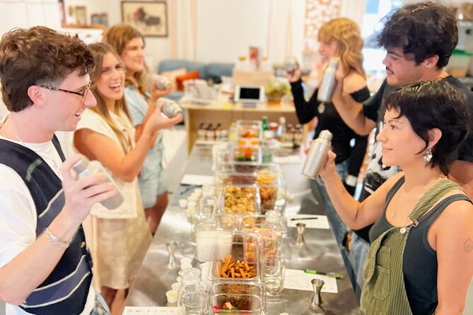 Cocktail Infusion Activity in Starland District - Staff help and the small-group advantage