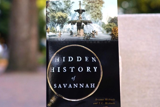 Genteel and Bard's Savannah History Walking Tour - Why This Savannah Walk Works: Squares, Stories, and Headsets