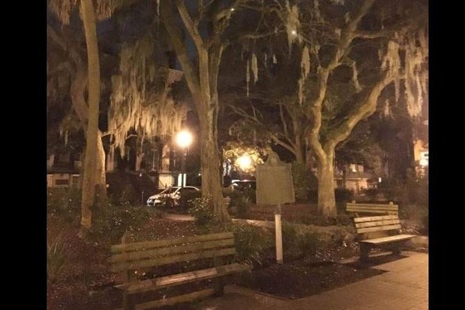 Haunted Savannah Paranormal Ghost Tour - Wright Square: the hanging square ending that tests your nerve