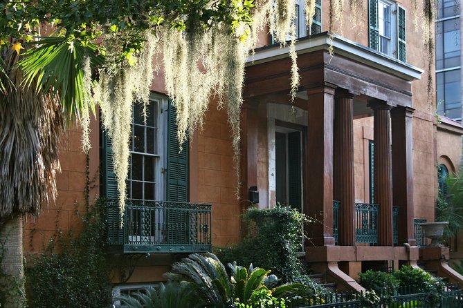 Haunted Savannah Paranormal Ghost Tour - Who should book the Haunted Savannah Paranormal Ghost Tour?