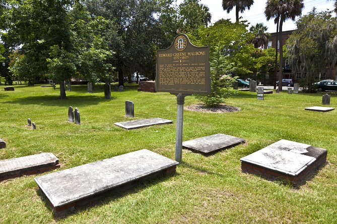 Haunted Savannah Self-Guided Walking Audio Tour - Stop-by-Stop: What You’ll Hear and Why Each Place Feels Different