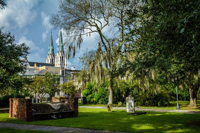 Haunted Savannah Self-Guided Walking Audio Tour - The Hampton-Lillibridge House and the Marshall House: Savannah’s Heavyweight Legends