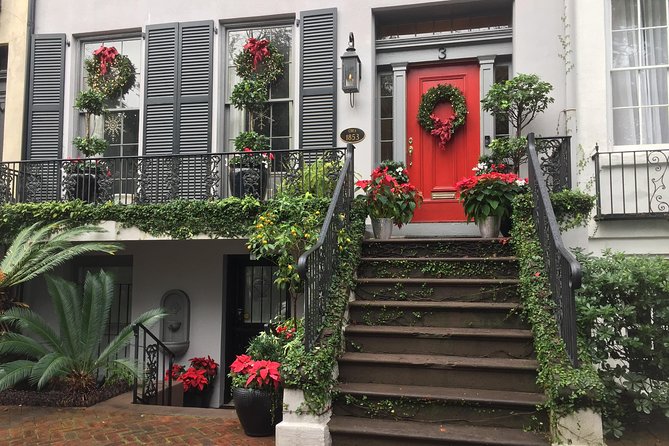 Heart of Savannah History Walking Tour - 2hr - Chippewa Square: the Forrest Gump moment and the real Oglethorpe connection