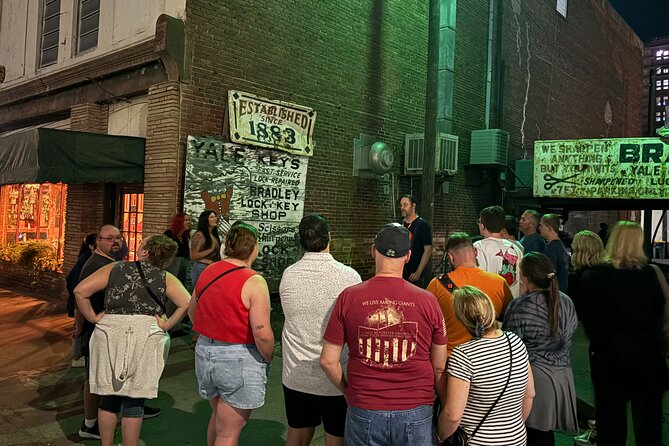 History and Haunts by Local Author - Who This Haunted Pub Crawl Is Best For