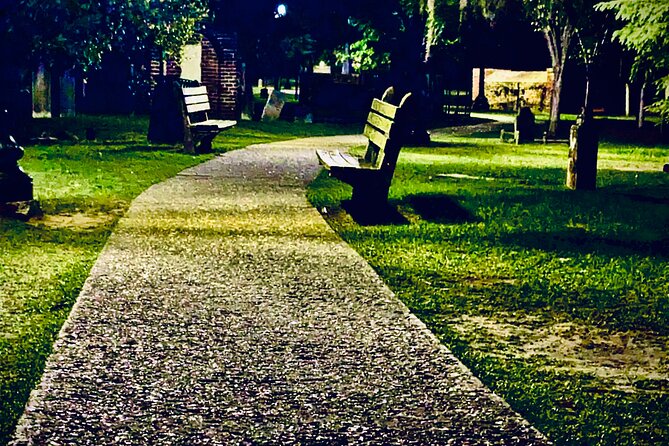 Interactive Paranormal Ghost Walking Tour in Savannah Georgia - Timing, Tickets, and Why This Works Better Than the Big Tours