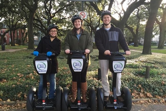 Movie Locations Segway Tour of Savannah - Stop 1: Mercer Williams House Museum and Midnight in the Garden of Good and Evil