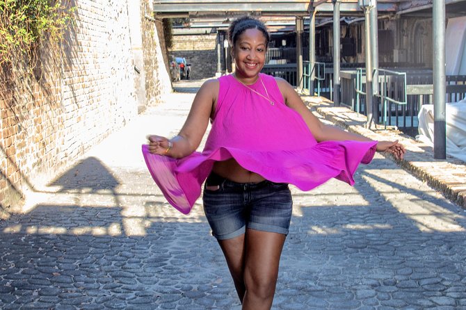 Private Photoshoot in Savannah, GA - A private hour of portraits across Forsyth Park and River Street