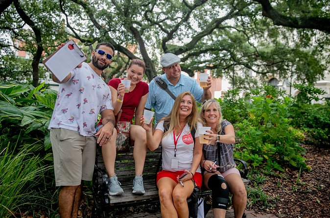 Private Walking Tour in Savannah - To-go drink break and facilities: plan the adult stops