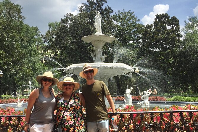 Private Walking Tour of Historic Savannah - Wright Square: Oglethorpe’s bluff, the square design, and Tomochichi