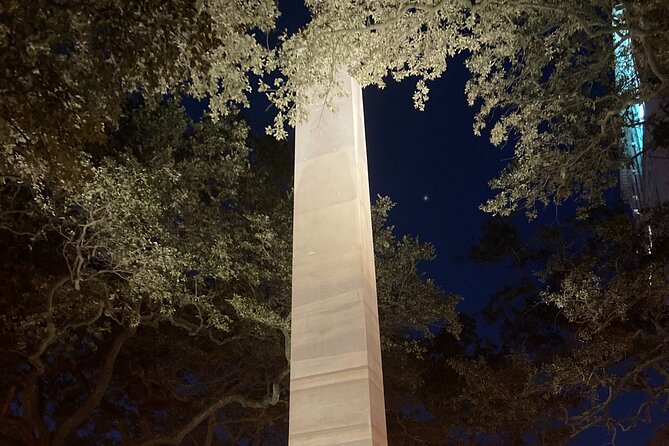 Real Savannah: History, Ghost, and True Crime Tour - Oglethorpe Square and the Downtown Square Circuit