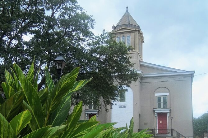 Rising Voices: Underrepresented History (by Walk With Me Savannah Tours) - Telfair Academy and Wright Square: Mary Telfair, Tomochichi, and Mary Musgrove