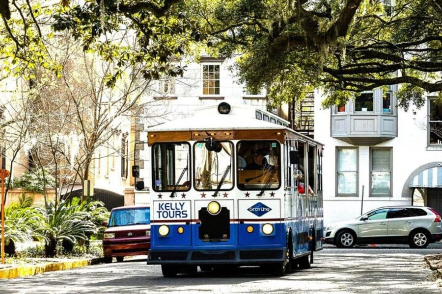 Savannah: 1.5-Hour Guided Trolley Tour with Shuttle Service - Key things that make this trolley-and-shuttle combo work