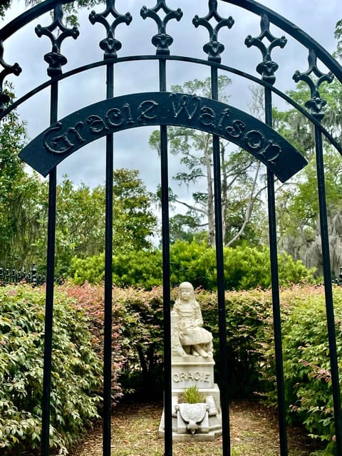 Savannah: Bonaventure Cemetery Golf Cart Guided Tour - Tips to get the most out of your hour