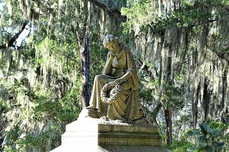 Savannah Bonaventure Walking Tour with Transportation - Comfort basics that make the walk easier than you expect