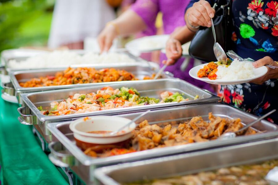 Savannah: Buffet Dinner Cruise with Live Entertainment - A two-hour Savannah night cruise that feels like an event