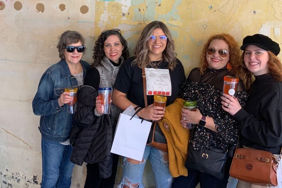 Savannah: Champagne and Shopping Guided Tour - Boutique Stops With Owner Chat and Real Discounts