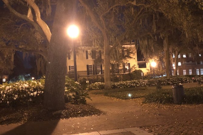 Savannah Ghostwalker Tour and Ghost Hunt - Stop-by-Stop Route: Madison Square to Oglethorpe Square