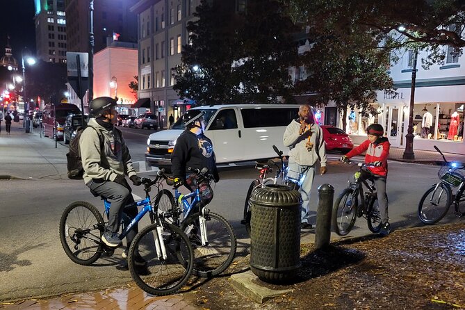 Savannah Haunted Night Bike Tour - Guide style and pacing: what the ride feels like in motion