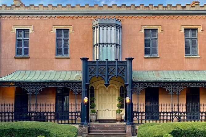Savannah Historic District Tour by The Wandering Historians - Artillery Bar, Henry Ford, and the Moorish building detour