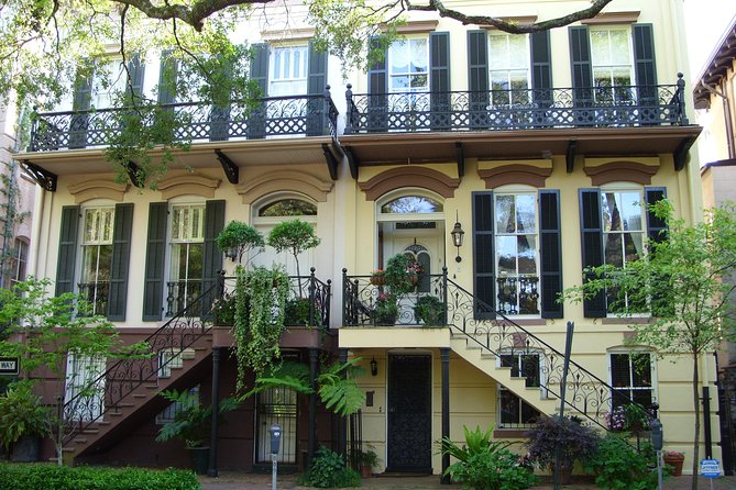 Savannah Historic District Walking Tour - Wright Square: Two Monuments Plus a Real Break at a Local Cafe
