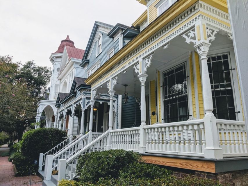 Savannah: Historic Districts & Bonaventure Private Tour - The 3-hour private loop: how you cover Savannah fast