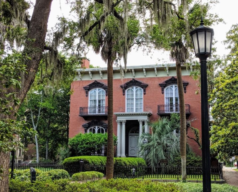 Savannah: Historic Districts & Bonaventure Private Tour - Forsyth Park and the 1858 fountain modeled after Paris