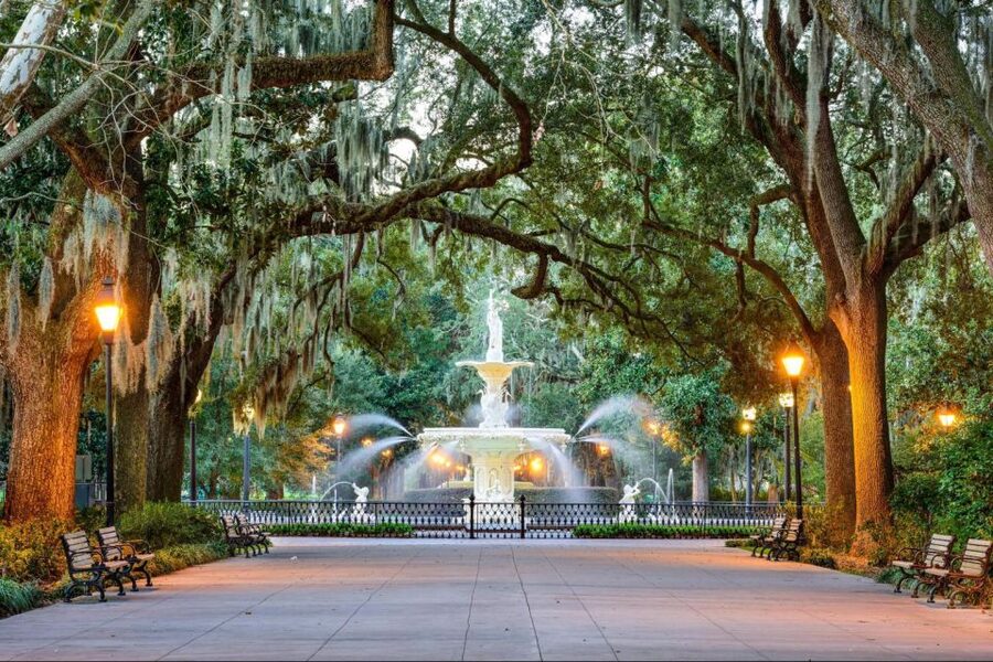 Savannah: Historical Panoramic City Tour - How 90 minutes of narration fits into your day