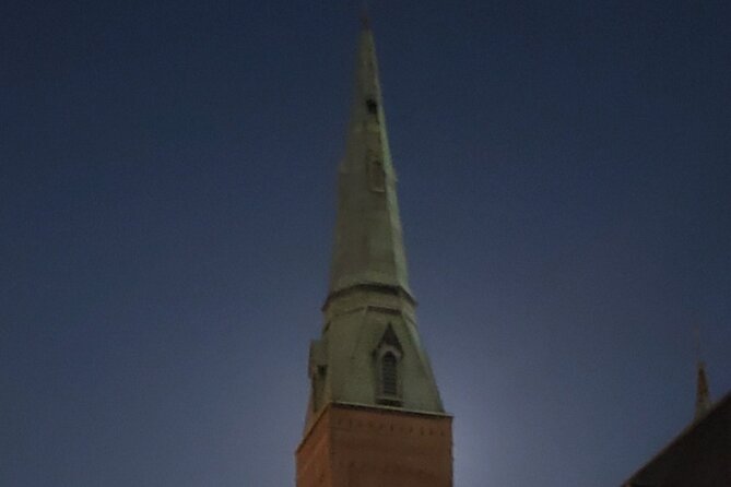 Savannah History and Haunts Candlelit Ghost Walking Tour - Who This Lantern Tour Suits Best (And Who Should Consider Another Option)