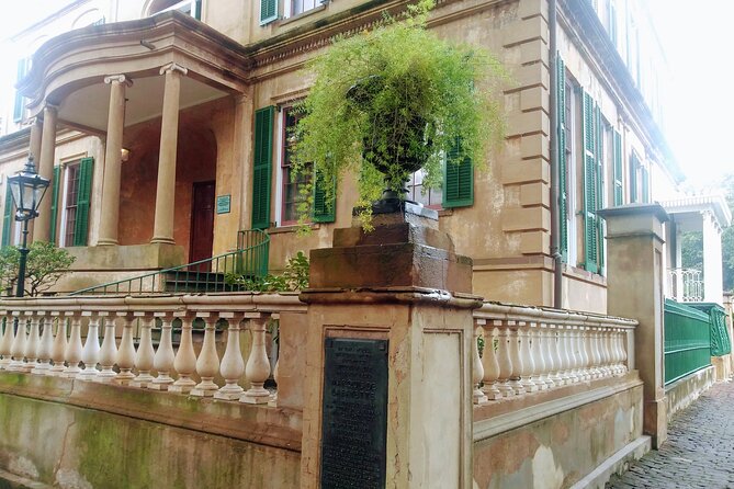 Savannah History plus Coffee and Chocolate Walking Tour - Should you book this Savannah history plus coffee and chocolate tour?