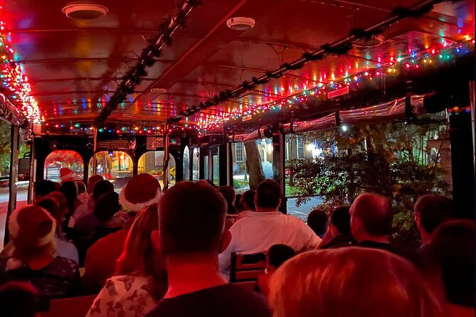 Savannah Holiday Sights and Festive Nights Trolley Tour - A Savannah Holiday Trolley That Swaps Waiting for Singing