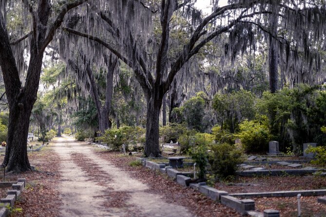 Savannah Quest Experience: Ghost Hunt - Mercer Williams House Museum Area: Haunted Atmosphere Without Museum Time