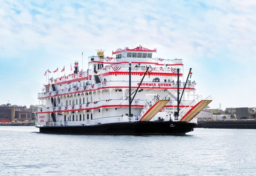 Savannah: Riverboat Narrated Harbor Sightseeing Cruise - Drinks and Bar & Grille: Plan Around the Ordering Line