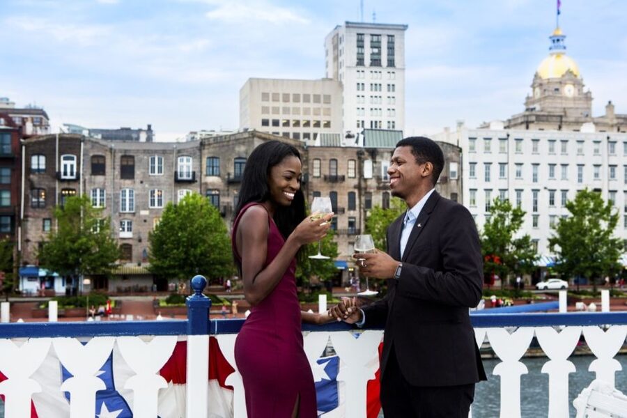 Savannah Riverboat: Sunday Brunch Sightseeing Cruise - Captain Narration: Why the Storytime Makes the Sights Stick