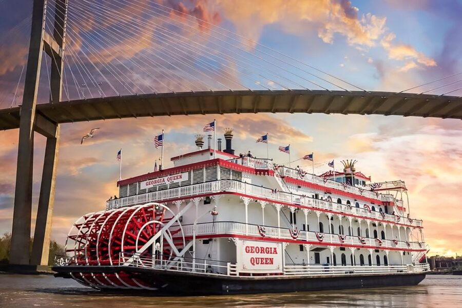 Savannah: Riverboat Sunset Cruise - Boarding day feels like a mini Savannah party