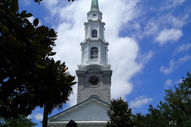 Savannah Scavenger Hunt Adventure - Wright Square: finish strong in a classic square