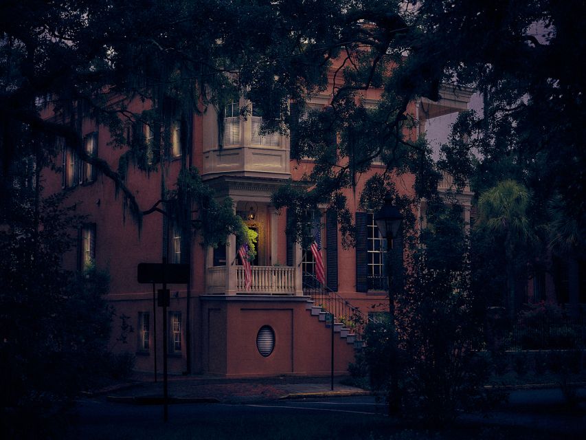 Savannah: Sixth Sense Savannah Ghost Tour - Mercer Williams House Museum and the art of “why this place feels different”