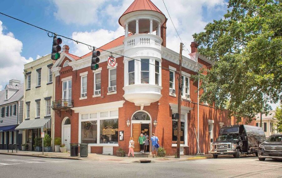 Savannah: Southern and Secret Food Tour - Up to 5 Tastings That Actually Add Up to Lunch