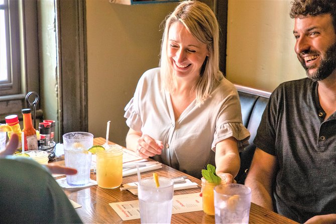 Savannah Southern Fried Expectations Walking Food Tour - Your Guide Matters: Humor, Food Picks, and City Lore