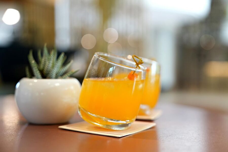 Savannah: Southern Traditions Dinner Tour - Southern traditions, plus that coastal seafood feel