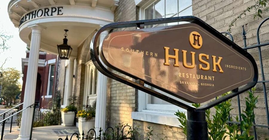Savannah: Southern Traditions Dinner Tour - Walking route: Madison Square to Savannah’s squares and landmarks